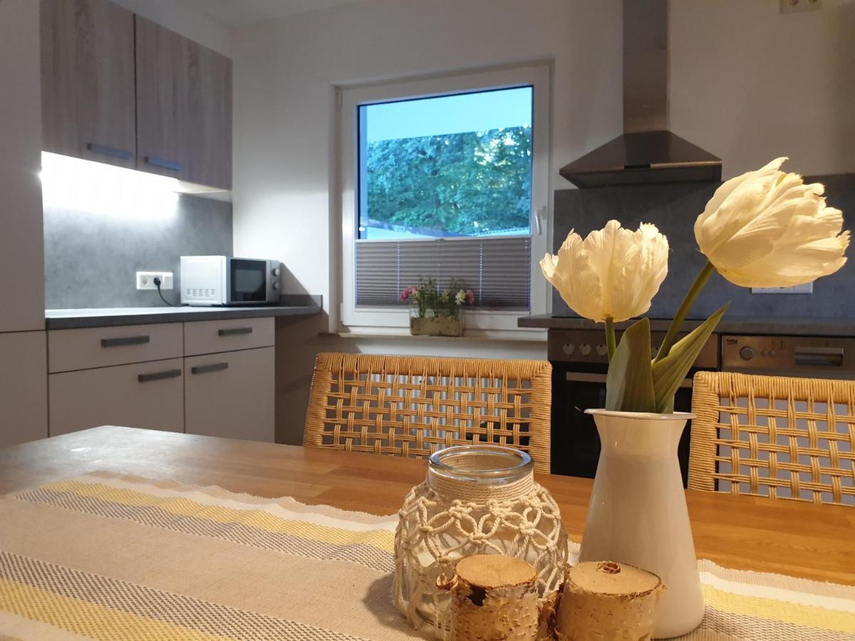 Fewo Fruehling In Der Villa Waldrand Mit Grossem Garten Bad Wünnenberg Dış mekan fotoğraf
